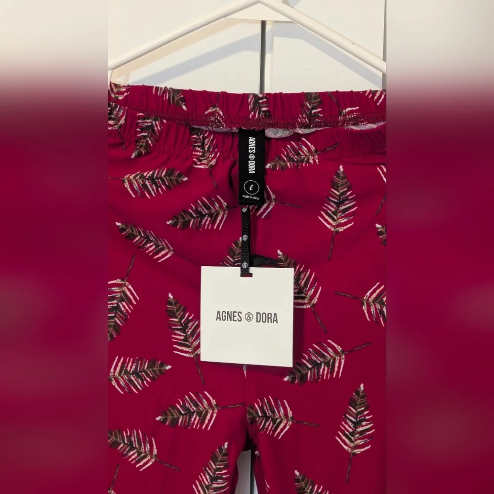 Agnes & Dora Womens Leggings Large Red Soft Stretchy Cozy Athleisure Holiday - Picture 2 of 4